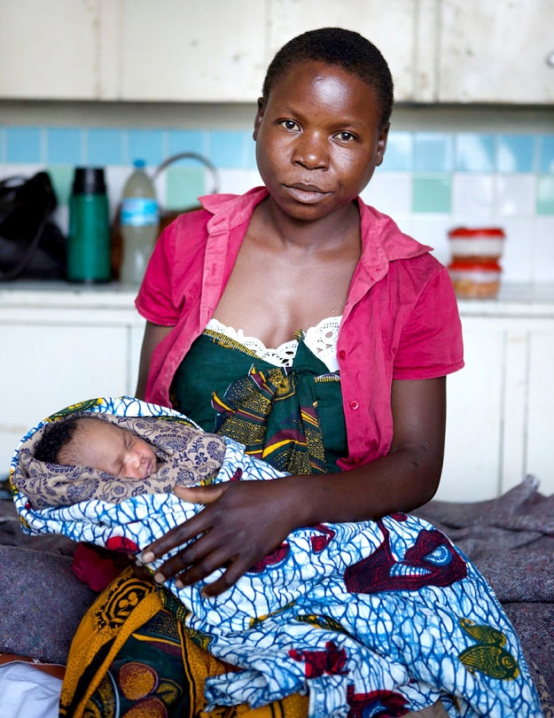 რა ნივთები მიაქვთ ქალებს სამშობიაროში? mshoblebi