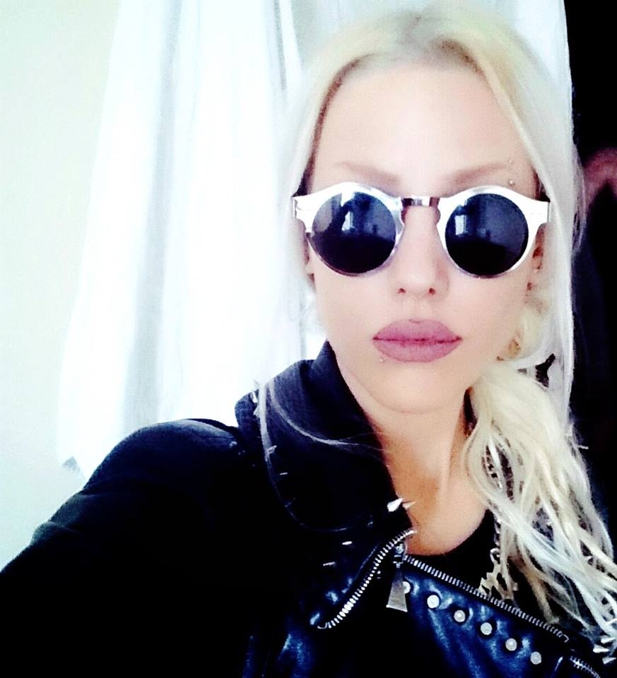 მშობიარობამდე 4 დღით ადრე ნუკა კვალიაშვილი გამაოგნებელ ფორმაშია (+ფოტოები) mshoblebi