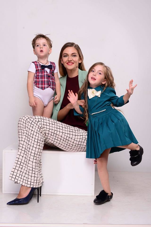 "ჩვენ "სხვები" გავხდით ერთმანეთისთვის და დღეს მესამე მე ვარ!" - ანი გიუნტერის ემოციური პოსტი ქმართან გაშორების შემდეგ mshoblebi