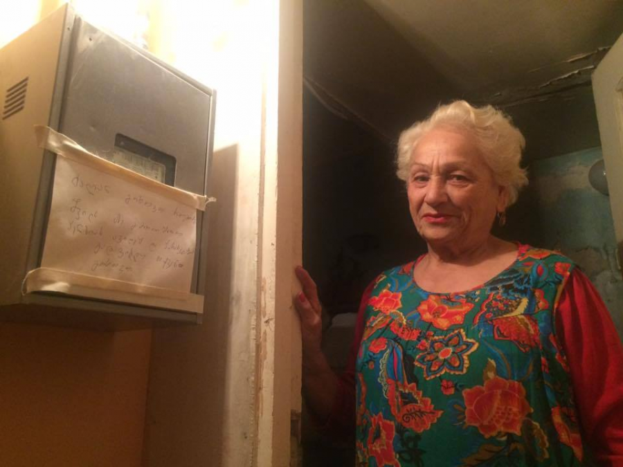 ვინ არის მრიცხველზე გაკრული წერილის ავტორი, რომელმაც სოციალური ქსელი დაიპყრო mshoblebi