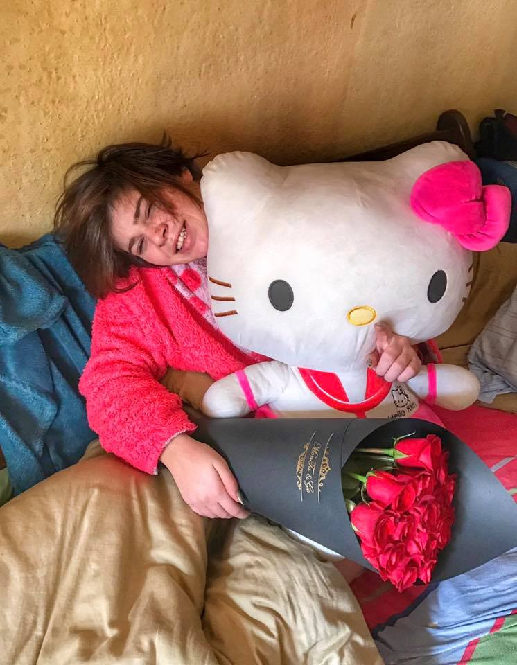 "მადლობა ცხოვრებას, რომ შენი თავი მაჩუქა" - როგორ მიულოცეს ცნობილებს ვალენტინობა საყვარელმა ადამიანებმა mshoblebi