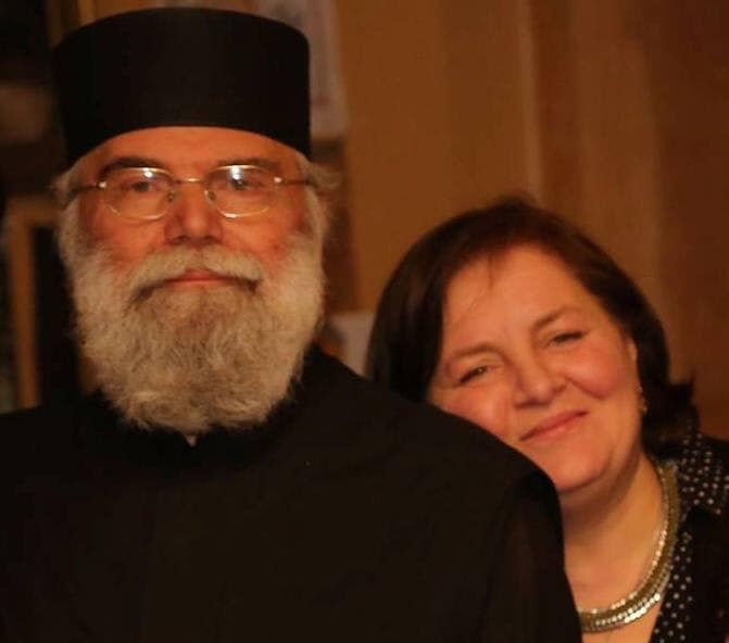 "სულ ვფიქრობ, რომ ამისთვის ღირდა ცხოვრება..." - 12 შვილის დედა და 11 შვილიშვილის ბებია, რომელიც მრავალშვილიან დედებზე ზრუნავს mshoblebi