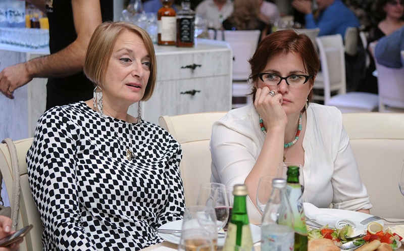 "ახლა, ეს რომ წაიკითხოს, დავიღუპები" - მაკა მახარაძე შვილებსა და შვილიშვილებზე mshoblebi