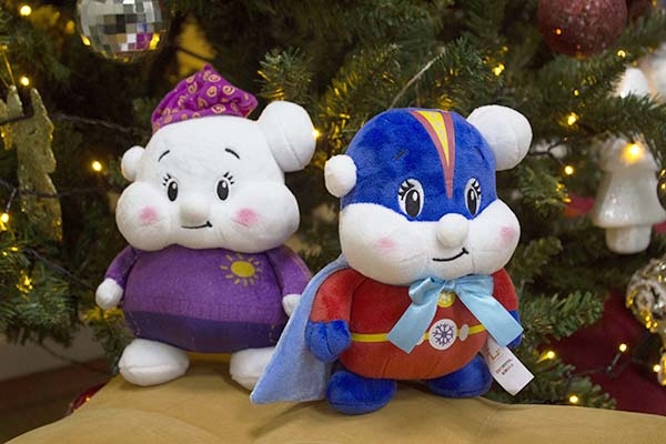 როგორ მოვრთოთ ნაძვის ხე და მის გარშემო სივრცე - 2019 წლის მოდური ტენდენციები mshoblebi