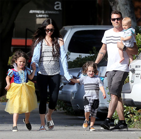 megan-fox-family-ftr.jpg
