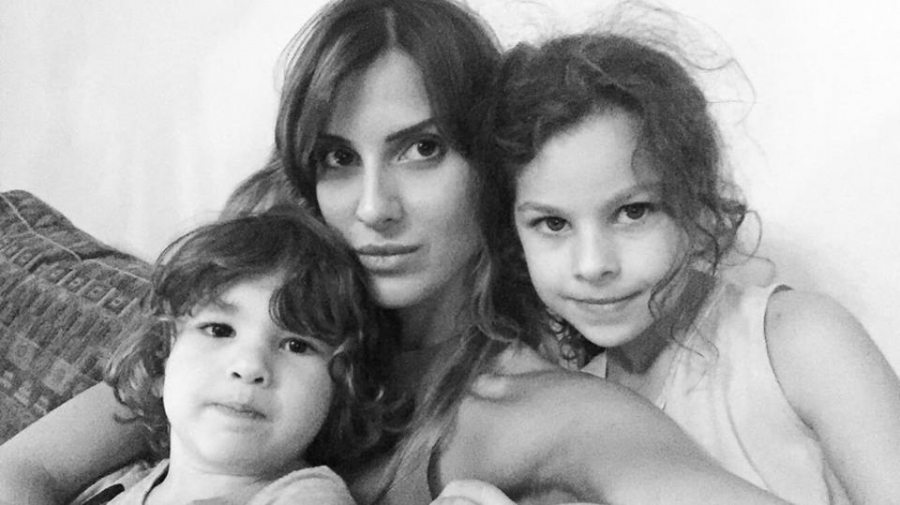 ლიკა ევგენიძე საქართველოში დაბრუნდა: "ასეთ გადაწყვეტილებას ერთი ვერ მიიღებს... ყველაფერს ერთად ვწყვეტთ" mshoblebi