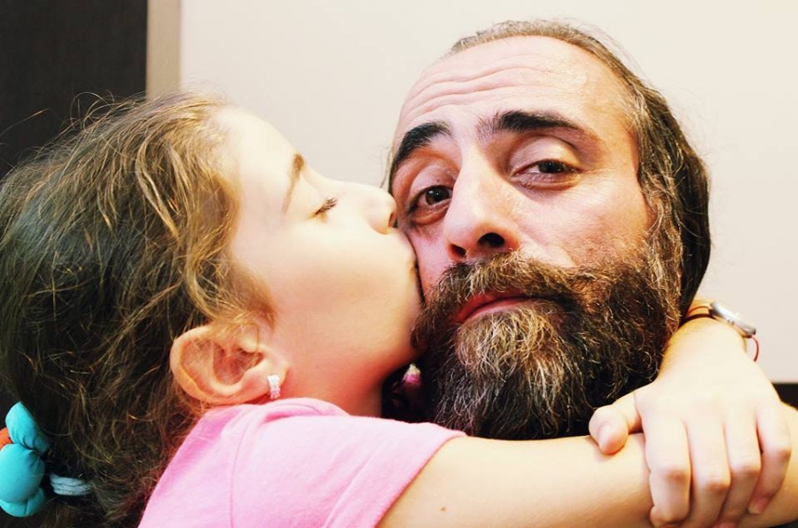 ზალიკო სულაკაური მეოთხე შვილს ელოდება - მხატვრის გულახდილი ინტერვიუ სამ შვილზე და დიდ ბედნიერებაზე... mshoblebi