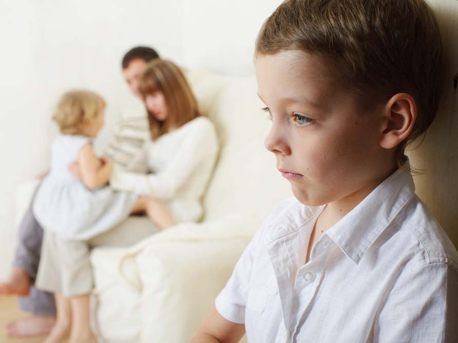 როცა ოჯახში მეორე ბავშვი ჩნდება როგორ გავუმკლავდეთ დიდ დავიდარაბას