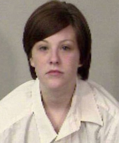 ფეისბუქზე დადებული ამ ფოტოს გამო, ბავშვის დედა დააპატიმრეს mshoblebi