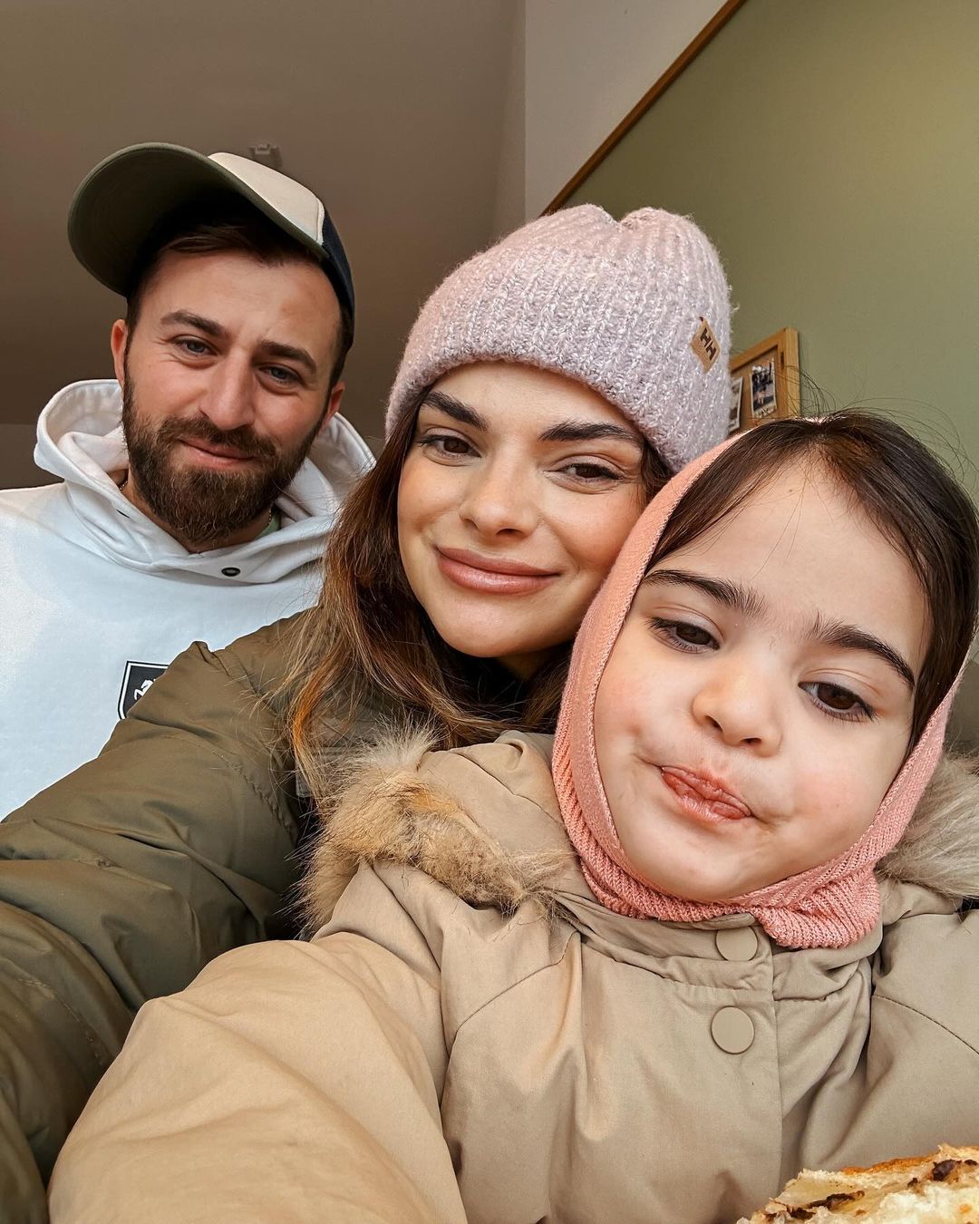 snapinsta-1709302206.app_419545923_1057512385496265_6187006424594763833_n_1080.jpg