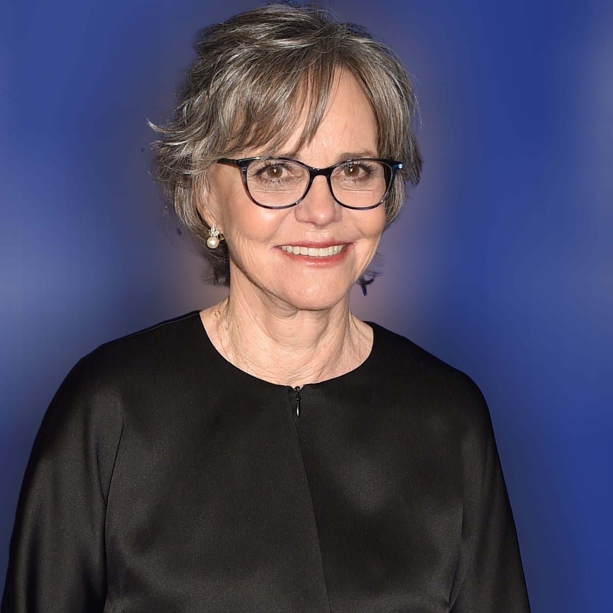 sally-field-net-worth-1726991365.jpg