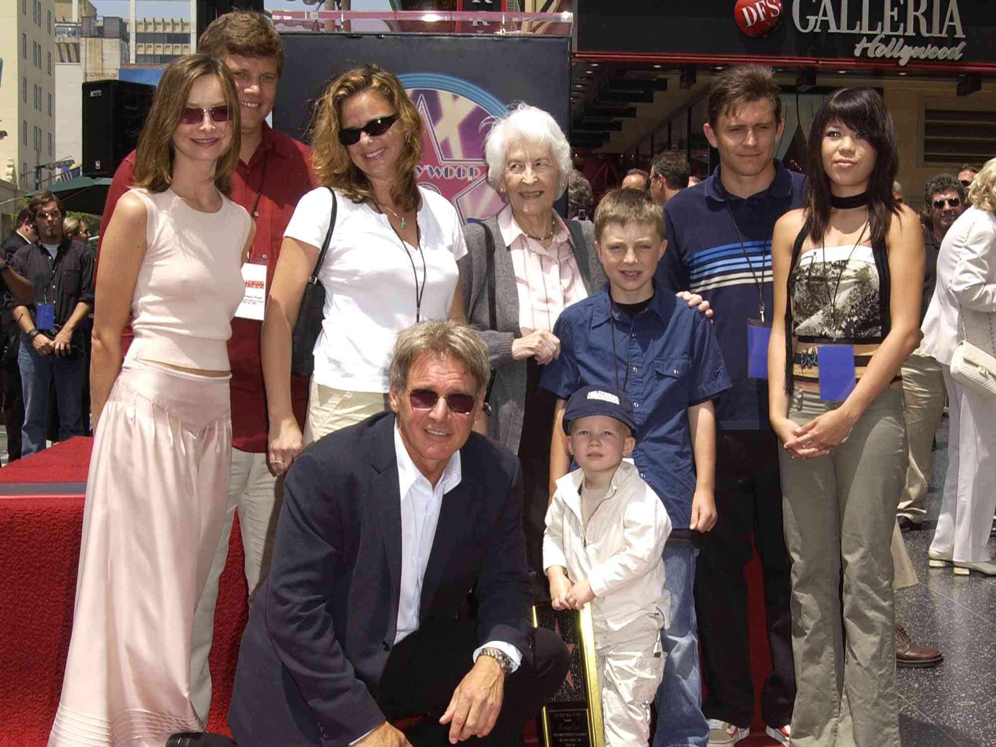 harrison-ford-family-5f631229a03b4b0081bbb9ee5691007c-1740320680.jpg
