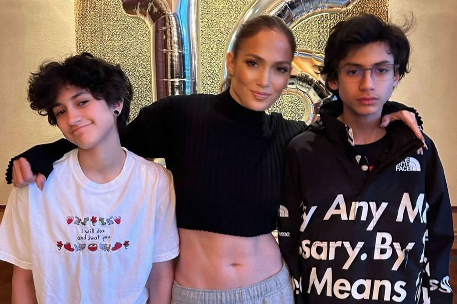 jennifer-lopez-022324-1-3ef2b37303704c658cea8a0cc7415c2b-1742884520.jpg