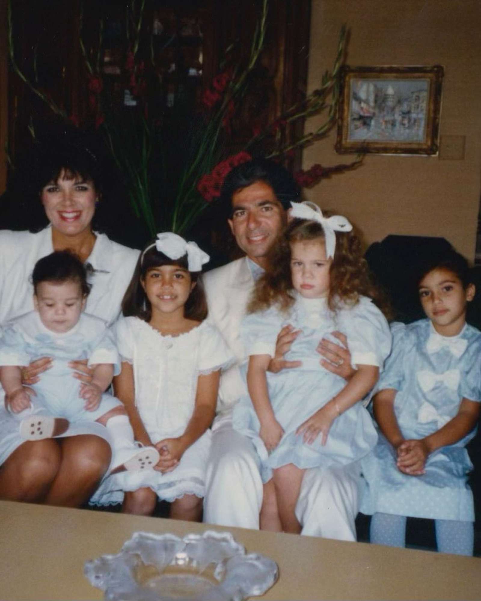 robert-kardashian-sr-3-a66f6f2665d24eda900e800129a20ab3-1745415360.jpg